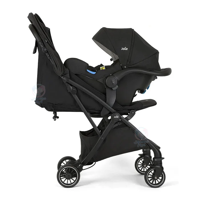 کالسکه مسافرتی Joie Turist با قابلیت نصب کریر رو به مادر