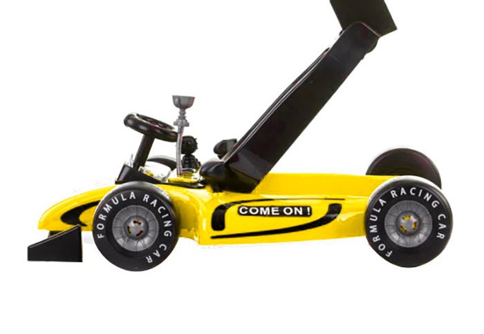 روروئک واکرشو Racer 4 in 1 به کودک شما کمک می‌کند تا راه رفتن را یاد بگیرد.