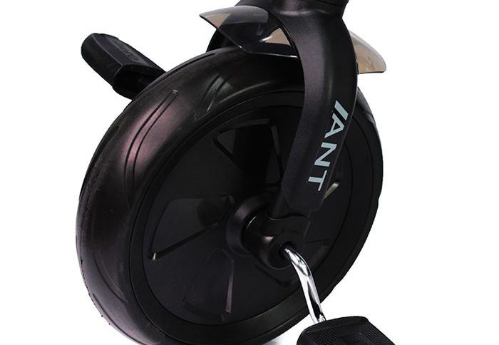 سه چرخه Qplay مدل Ant Plus دارای پدال و چرخ‌های اسفنجی