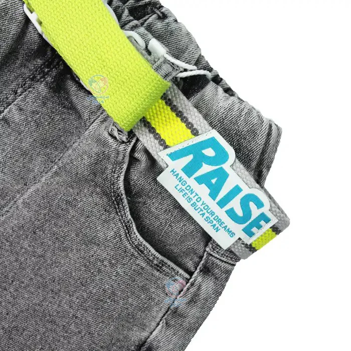 مناسب برای پسران از 18 تا 24 ماهگی کودکان