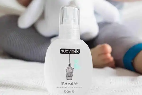 عطرهای برند سواوینکس حاوی رایحه مرکبات هستند.