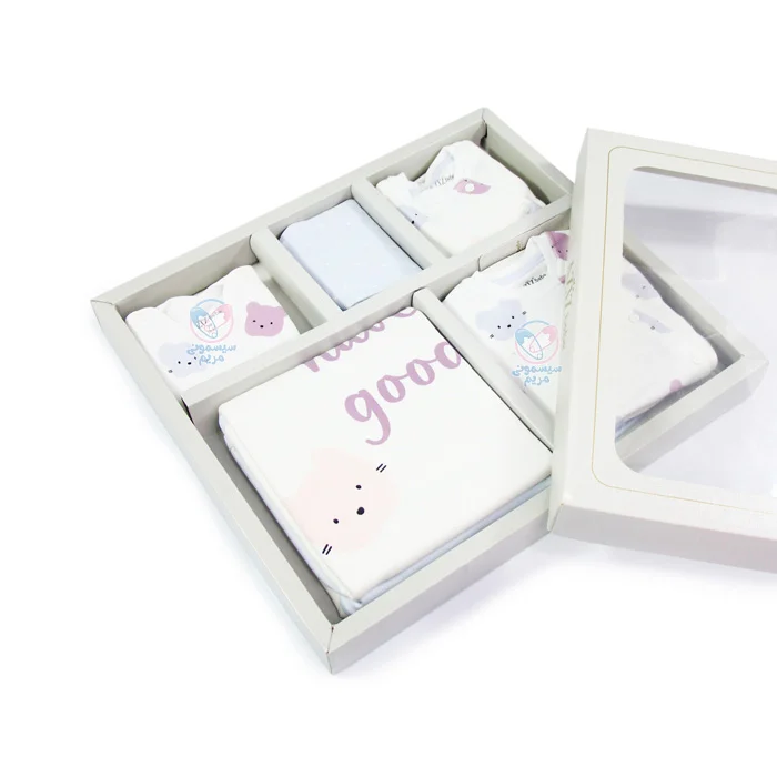 محصولی شامل تمام وسایل ضروری برای نوزاد در هنگام تولد و روزهای اولیه پس از آن