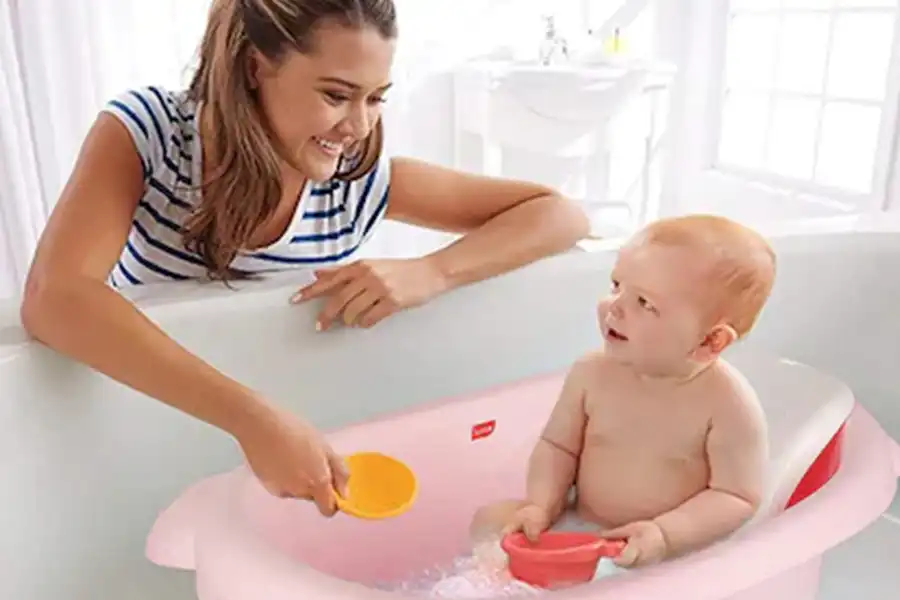 قبل از هر بار استفاده، آبریز را با آب گرم و صابون بشویید.