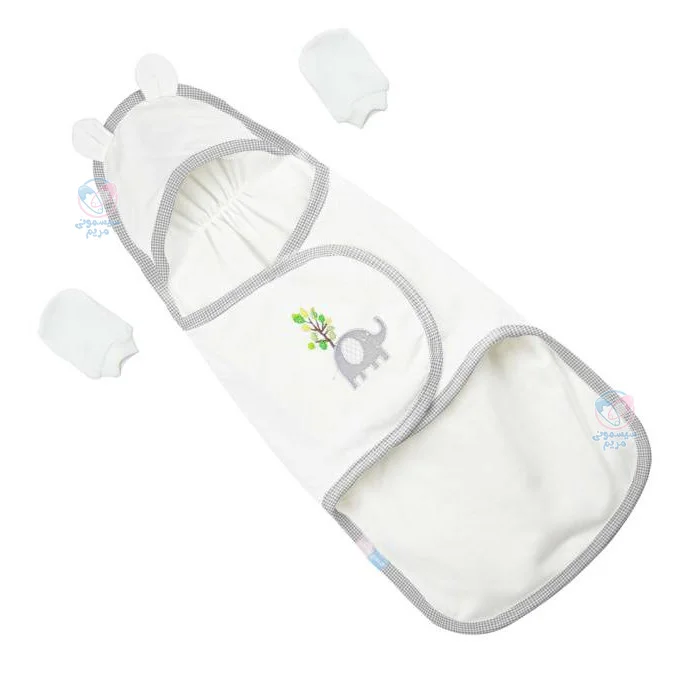 در این محصول، بهجز قنداق، یک جفت دستکش که موجب جلوگیری برخورد دست کودک با چشم میشود هم وجود دارد.