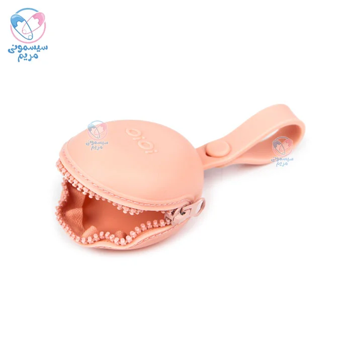 قاب پستانک سیلیکونی اوی اوی با قابلیت آویز به کیف، کالسکه یا کریر