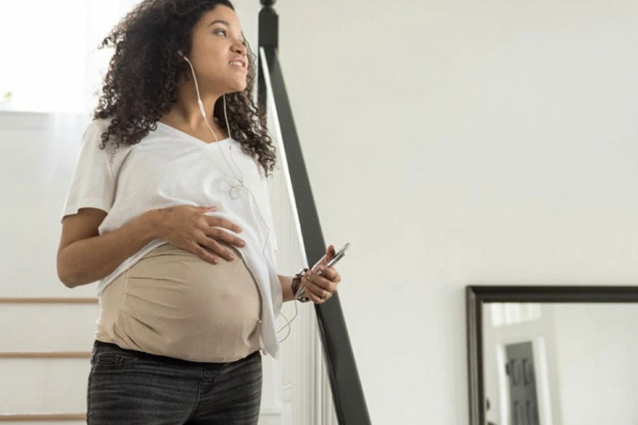 همیشه بهدنبال کمربندهای شکمی پنبه قابلتنفس باشید تا هنگام بستن شکم بند احساس گرما بیشازحد نکنید.