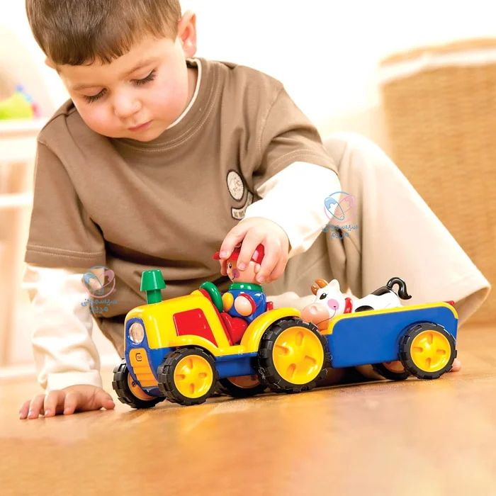 تراکتور یدک کش تولو کمک به آشنایی کودک با رنگها