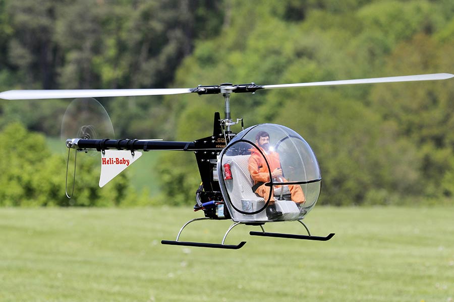 اسباببازی کنترلی، مربی کوچکی است که مهارتهای کاربردی کودک را در طول لذت از بازی تقویت میکند.