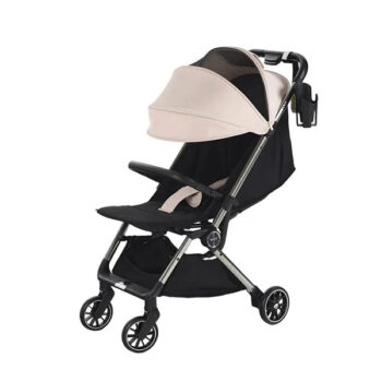 کالسکه مسافرتی