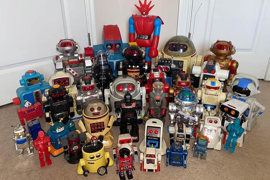 زمان خرید انواع ربات باید درک کاملی از  تمامی ویژگیها و ساختار این اسباببازیها داشته باشید.